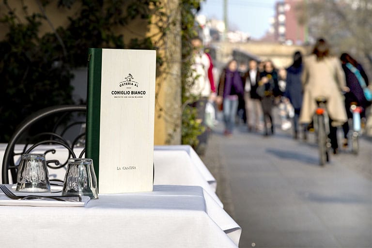portamenu-coniglio-bianco-milano-05